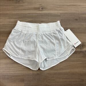 NWT Lululemon Hotty Hot Short High-Rise 2.5" Women Size 4 White